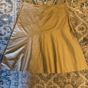 Cute Khaki skirt!